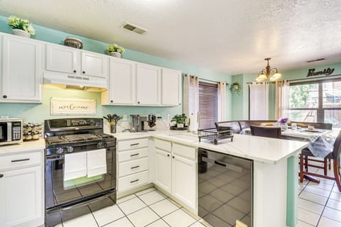 Kitchen | 1st Floor | Keurig Coffee Maker | Dishwasher | Cooking Basics