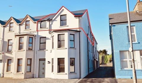 Outline of Apartment on 2nd floor