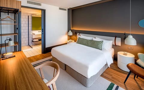 Unit with 2 Twin size beds