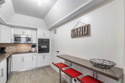 76caffcb-9418-47fd-acea-e6f0bca34d75