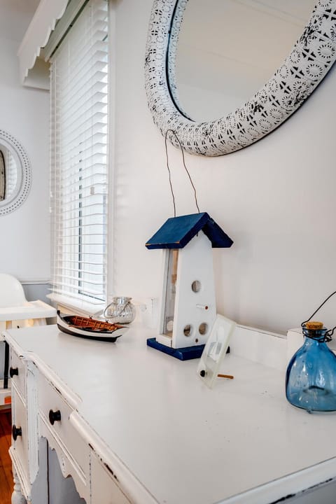 A calm corner for everyday tasks