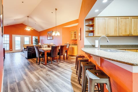 Dining Area | Dishware/Flatware | Trash Bags/Paper Towels