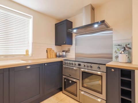 Kitchen/diner | Sumner Lodge, Kyre, near Tenbury Wells