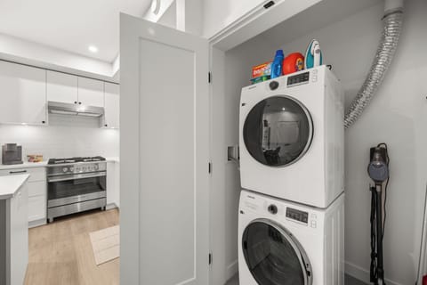 107 2425 166 St Surrey 36