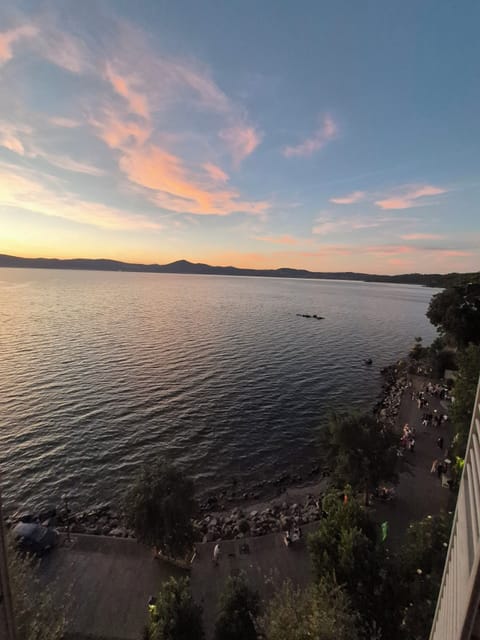 LAKE VIEW FROM MIDDLE ROOM