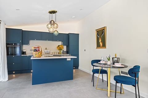 The Wren and The Willow-27