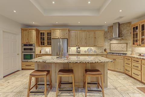 Additional counter seating