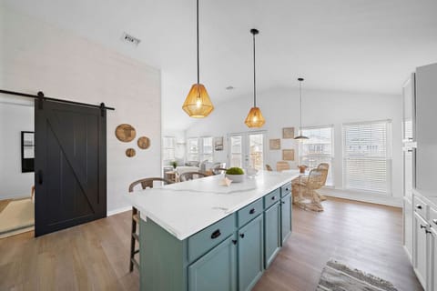 A kitchen perfect for preparing meals for the family!