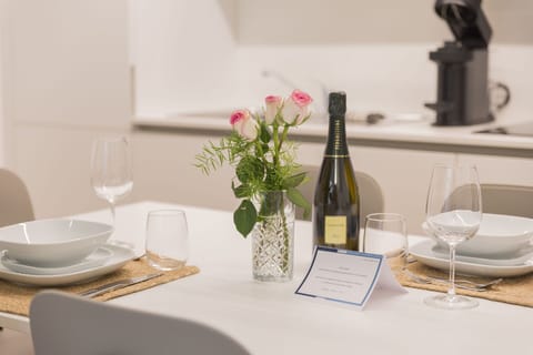 Dining Room, Room Detail