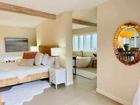 This is a open floor plan studio home with King Bed. 