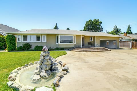 Property Exterior | Single-Story Home | Keyless Entry