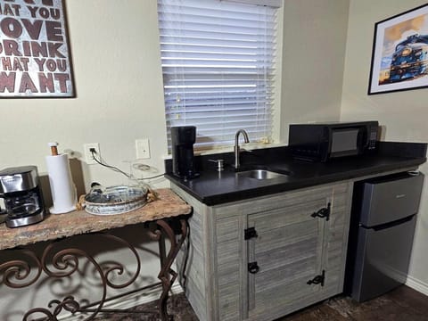 Kitchenette: Prepare delicious meals and brews in this well-equipped, stylish space!