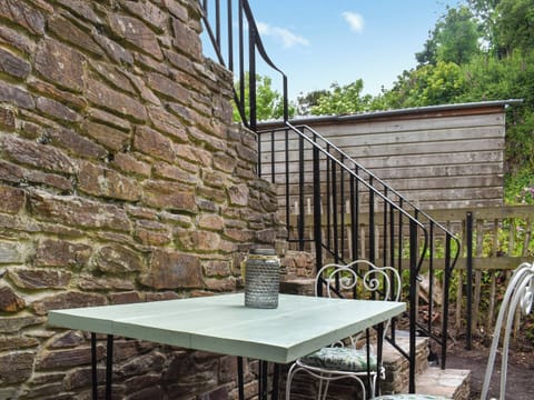 Outdoor | Roseland Roost - Roseland Rendevous, Truro