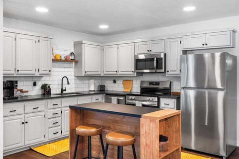 Spacious kitchen, that is fully appointed