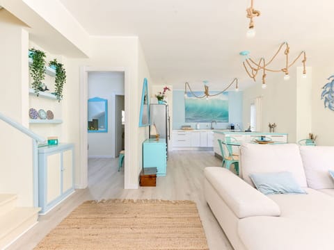 Furniture, Table, Outdoor Table, Outdoor Furniture, Chair, Garden, Shade, Flowerpot, Landscaping, Kitchen & Dining Room Table