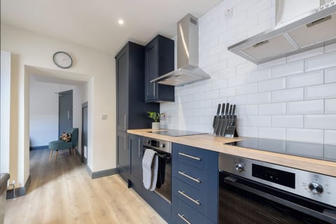 837aeffb-aac8-4040-a993-0f244b0c3cda