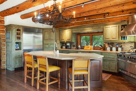 Modern Kitchen with old cabin vibes is perfect for family time and entertaining.