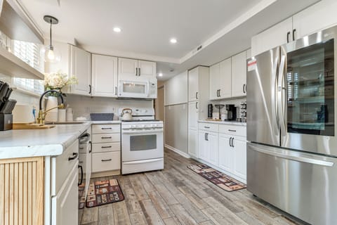 Kitchen | Lower Level