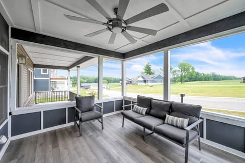 Appliance, Ceiling Fan, Indoors, Nature, Outdoors