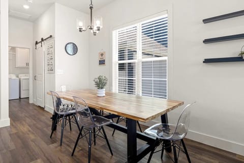 Perfect place to share a meal!