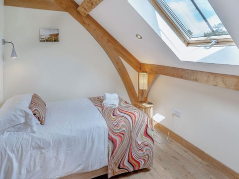 Twin bedroom | Y Llaethdy - Tir Cethin Farm, Pen-clawdd