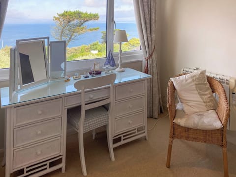 Double bedroom | Pedn-Y-Ke, Mullion