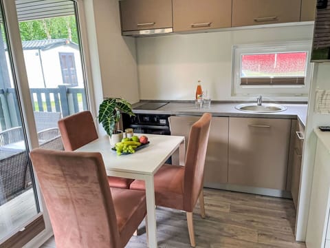 Home, Furniture, Floor, Door, Wood Stain, Countertop, Chair, Kitchen & Dining Room Table, Hardwood