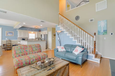 Living Room | 1st Floor | Central A/C & Heat | Free WiFi