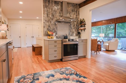 Wide open floor plan allows the chef to stay connected!