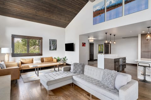 Right Side Living Room