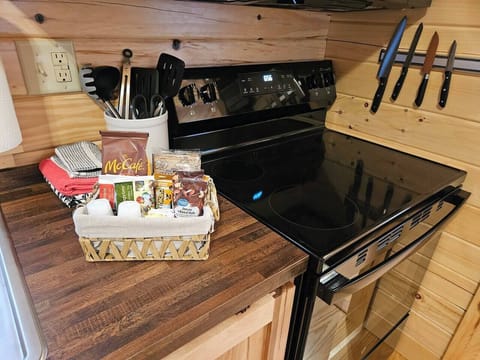 0f898506-a456-44c4-967e-c89d19f51b96