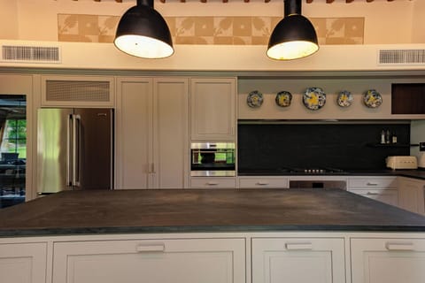 Autumn, Kitchen, Spring, Summer