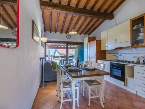 Furniture, Flooring, Interior Design, Floor, Ceiling, Home, Chair, Room, Kitchen & Dining Room Table, Countertop