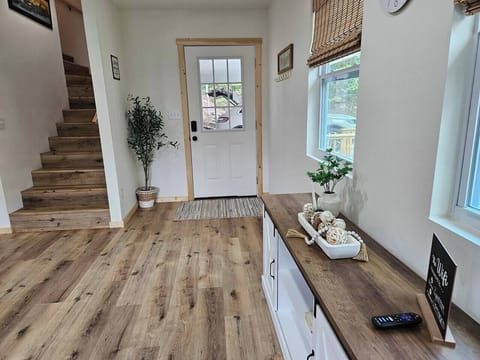 f9c3aac8-3b6e-4e08-b5c4-4456f4c9de99