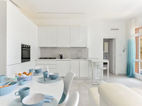 Furniture, Interior Design, Flooring, Floor, Kitchen, Ceiling, Countertop, Chair, Room, Home