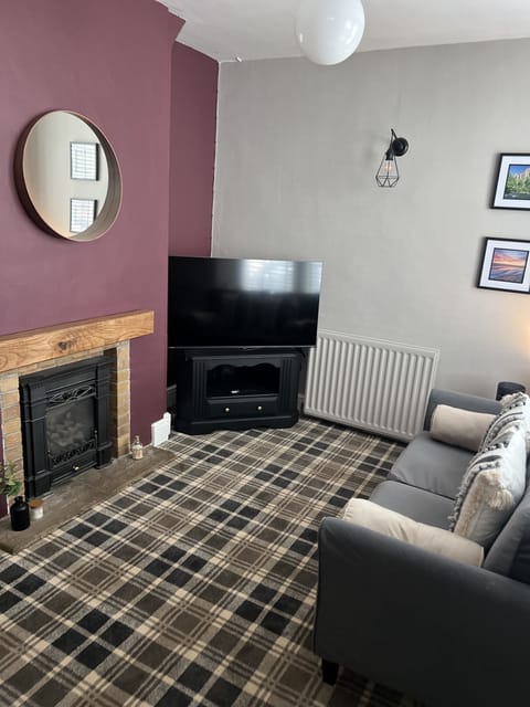 Living Room / Lounge