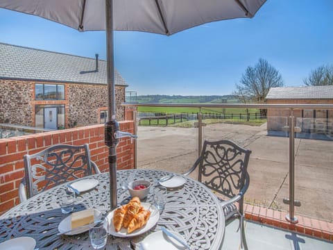 Exterior | The Stables - Devon Farm Holidays, Crediton