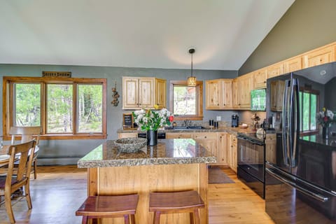 Kitchen | Blender | Keurig