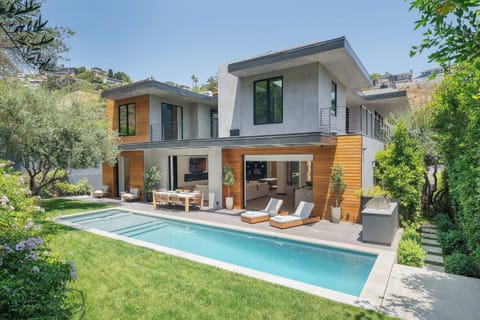 Villa Alfi by LuxJB: Amazing Views. Hollywood Hills. Steps from Sunset Plaza