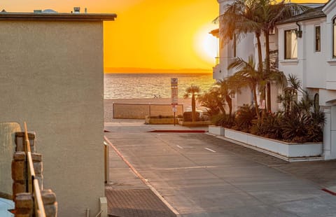 Welcome to your new summer vacation headquarters!
                