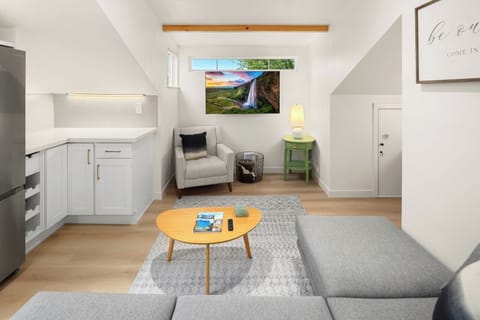 Kick back after a day of exploring Seattle's iconic neighborhoods