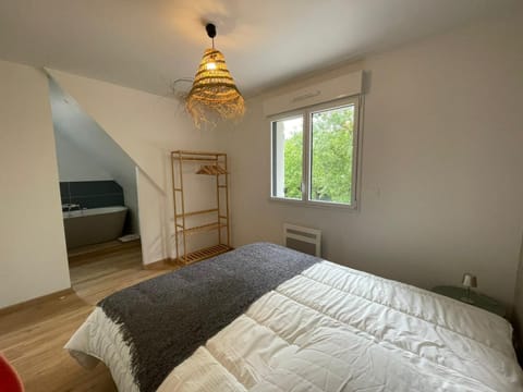 parking side bedroom  