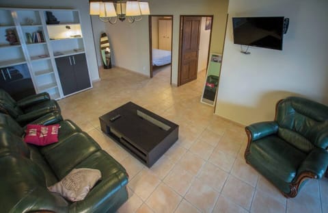 35f47fca 3823 44e7 a70c 17d8b3a51686