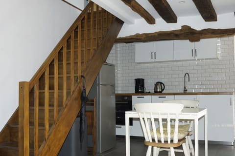 Wisteria cuisine (1)