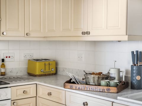 Kitchen | Chapel Court Apartment, Barnard Castle