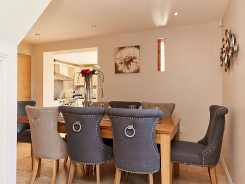 Deck, Shade, Hardwood, Outdoor Furniture, Balcony, Plank, Eco Hotel, Swimming Pool, Wood Flooring, Resort