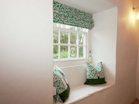 Apartment, Mountain Range, Valley, Alps, Hotel, Mountain Village