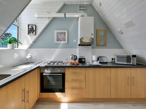 Apartment, Mountain Range, Valley, Alps, Hotel, Mountain Village