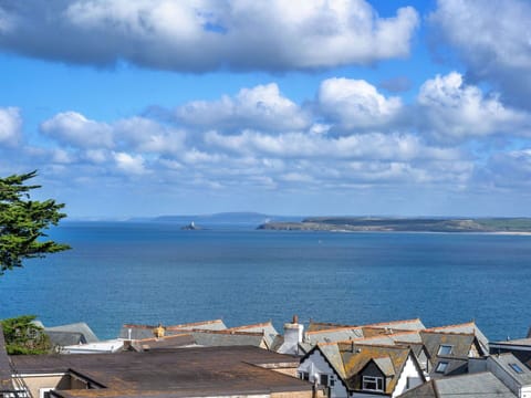 Apartment, Mountain Range, Valley, Alps, Hotel, Mountain Village