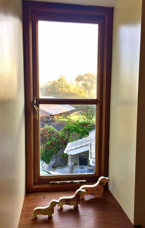 Apartment, Balcony, Shade, Marina, Hotel, Dock